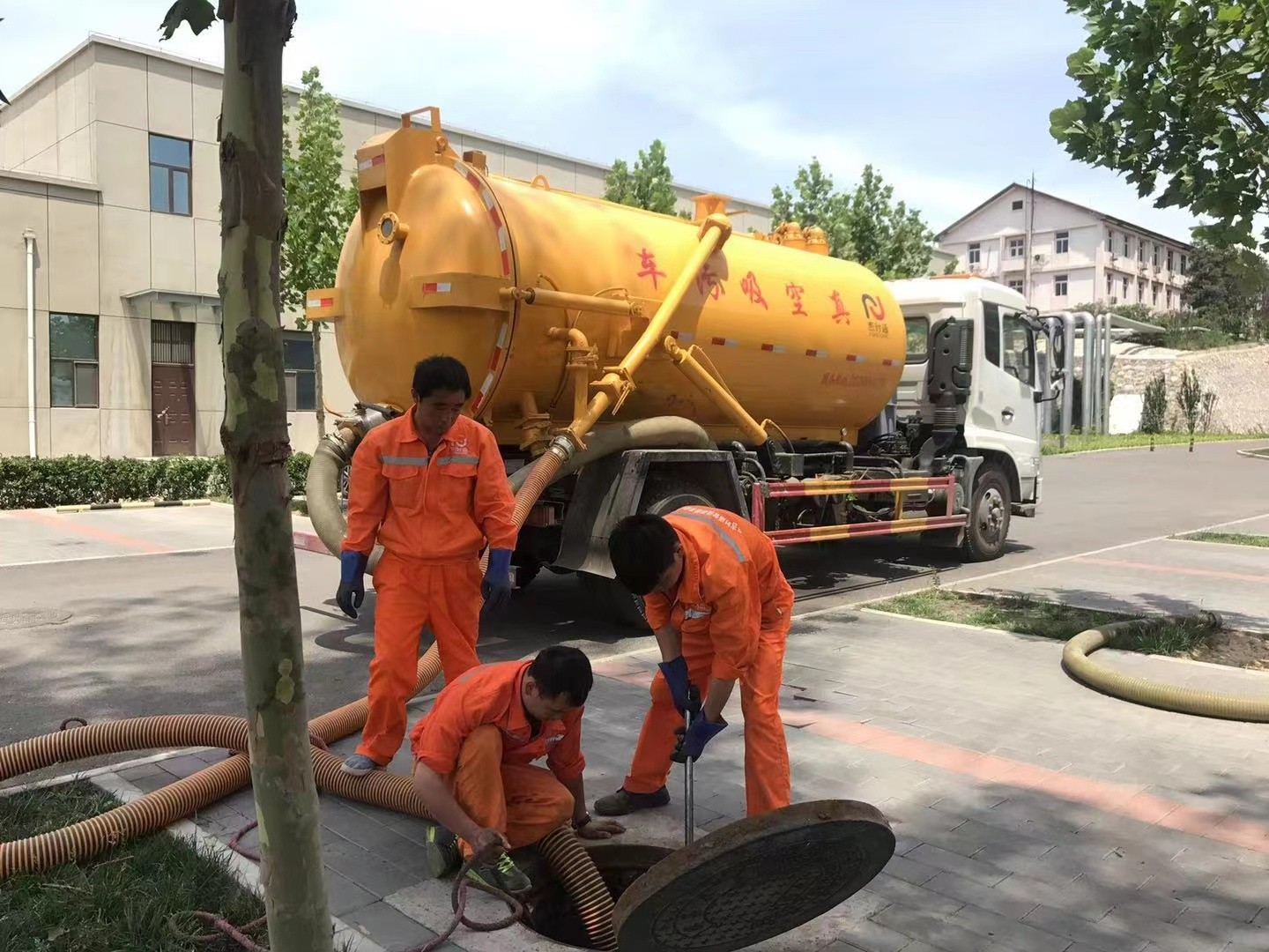 禅城化粪池清理与5-8吨吸粪车施工效率分析